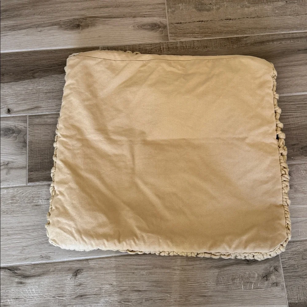 Pottery Barn Colossal hand knit pillow cover
